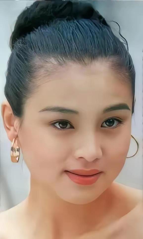 产后遇婚变：赵明明的深情错付，英宁的沉默背后藏着遗憾
 
当年，英宁向刚生下女儿