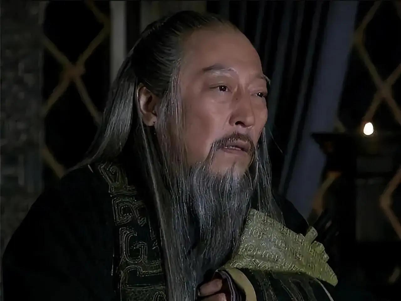 司马懿临终前，把司马师、司马昭叫到床前，沉声道：“我司马家能有今日，全靠隐忍，可