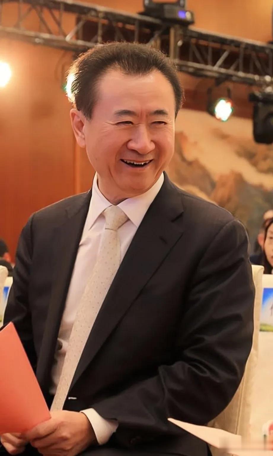中国富豪的“克星”什么？漂亮美女、权势、财富？都不是，想想看，富豪谁沾边谁倒霉的