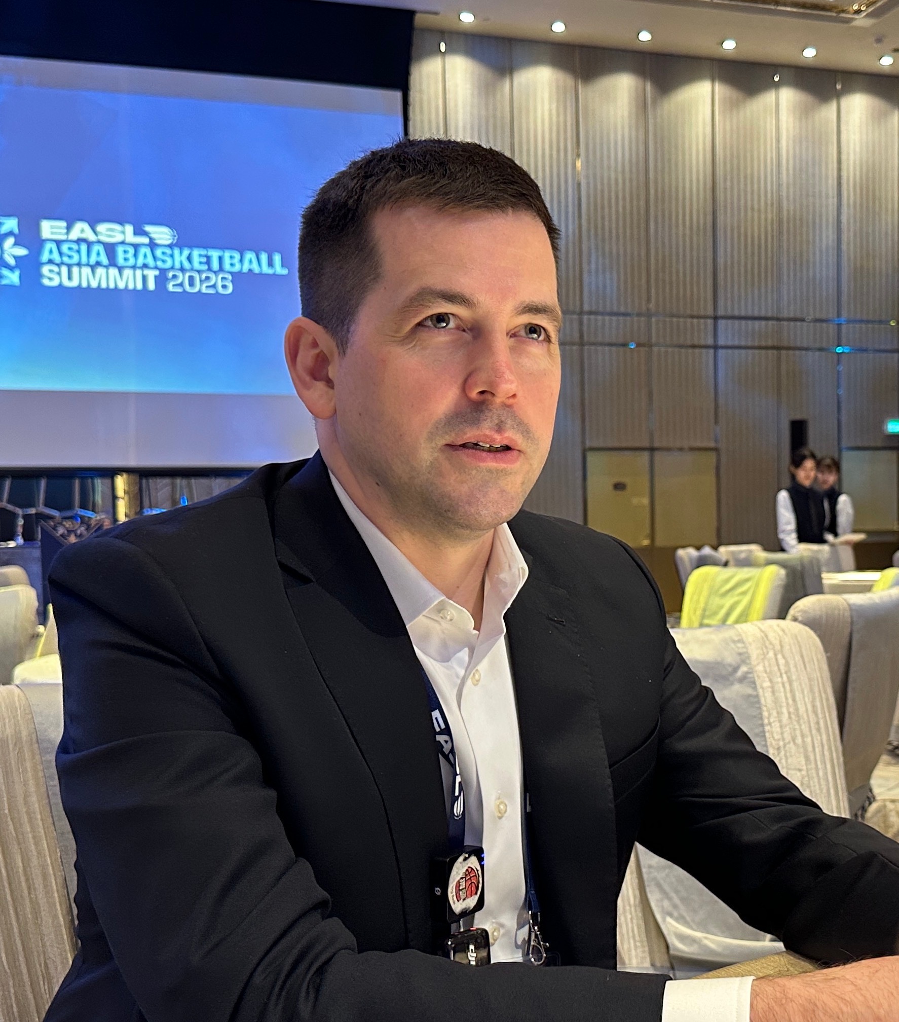 东超联赛的CEO李小龙今天接受媒体圆桌采访，谈及东超联赛发展及合作展开，核心内容