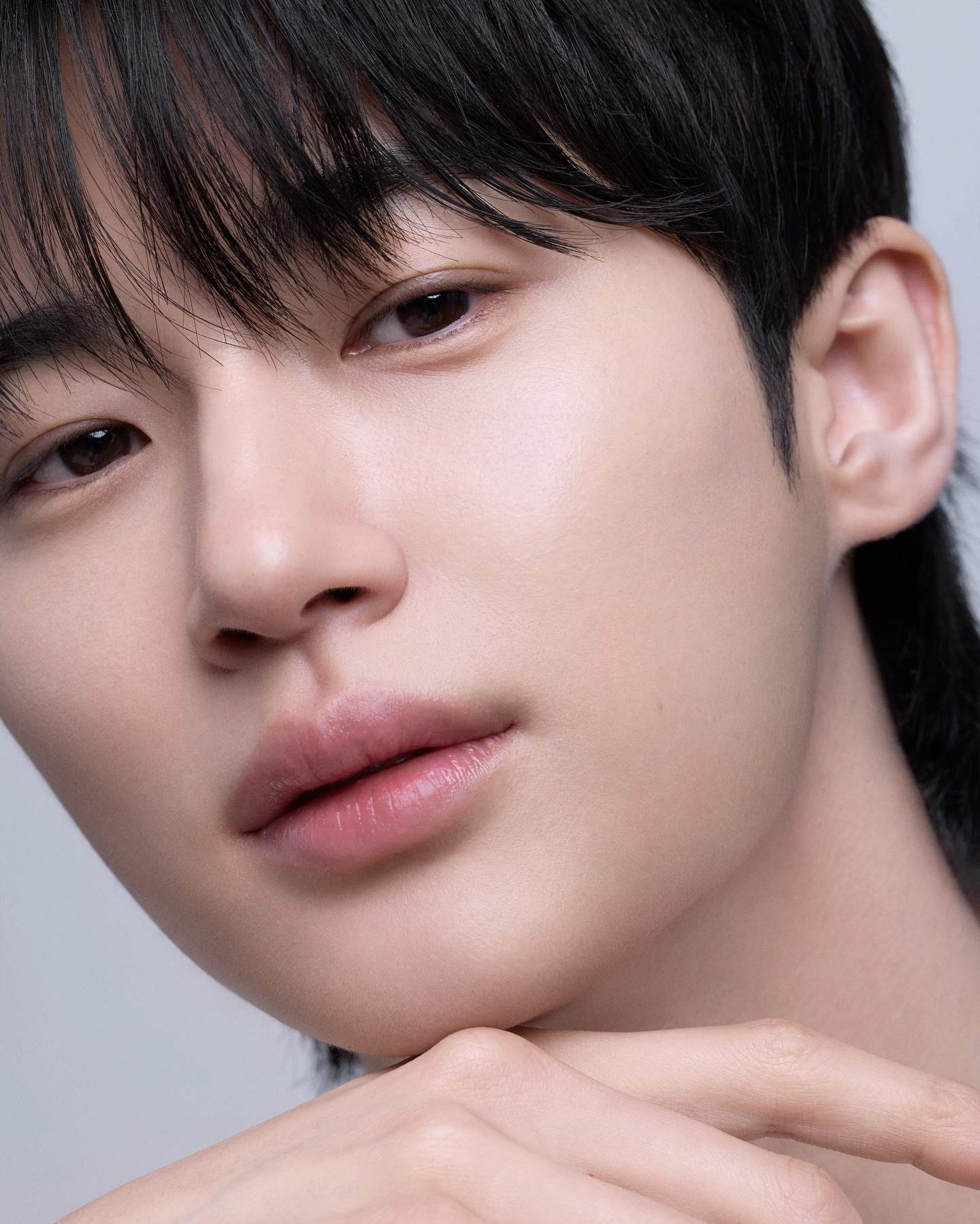 边佑锡 🩵 向全世界安利边佑锡Prada Beauty更新IG & IGS：P