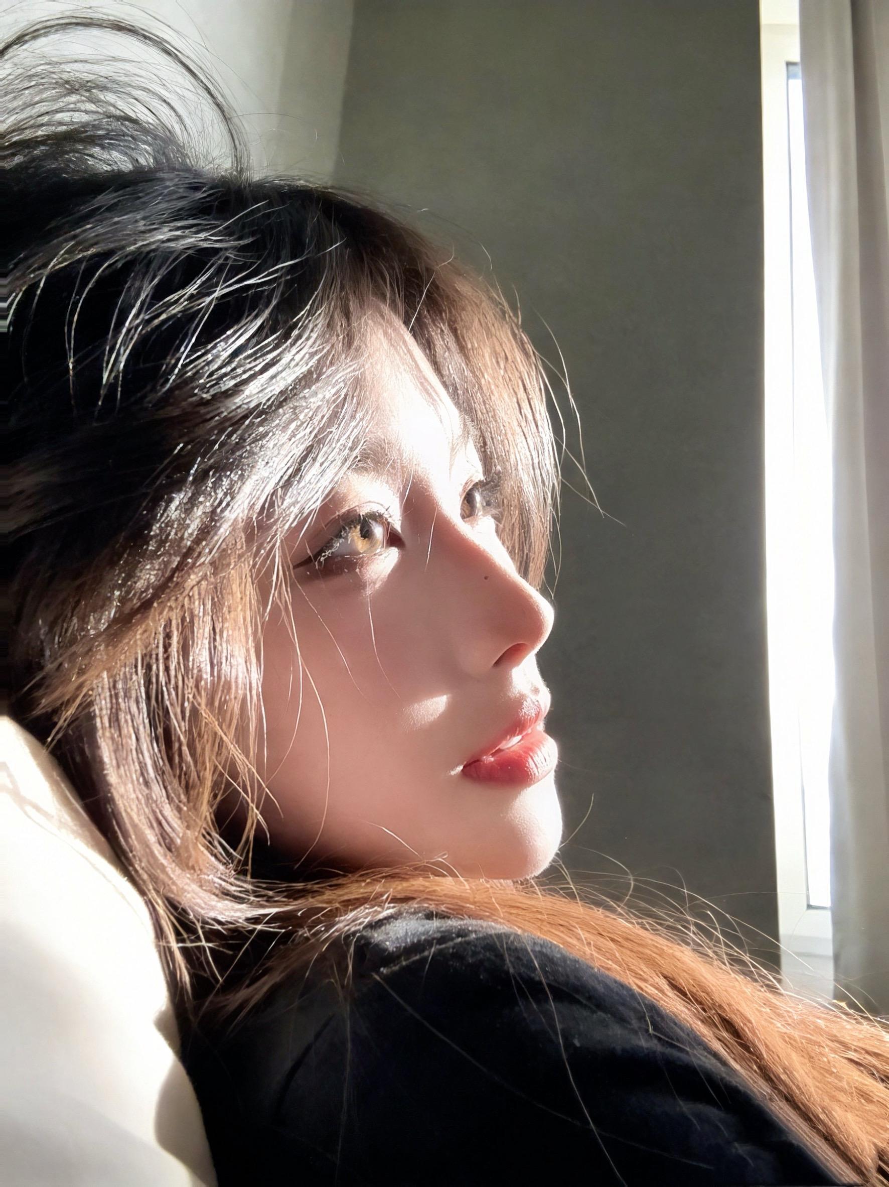 檀木雪松的后调 是你深邃的瞳色。   内容由ai生成