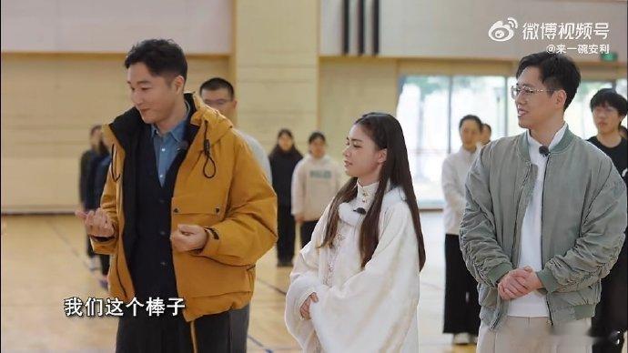 原来古代也有筋膜枪 疏通经络、舒缓疲惫，古法养生神器丝毫不输现代筋膜枪。 