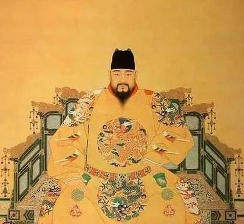 1464年，17岁的明宪宗轻轻地解开34岁万贵妃的衣衫，他看到万贵妃细白软嫩的肌