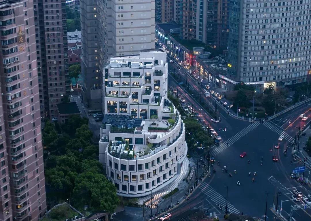 国企资讯【上海首个！上海设计大厦通过上海市超低能耗公建测评验收】近日，华建集团上