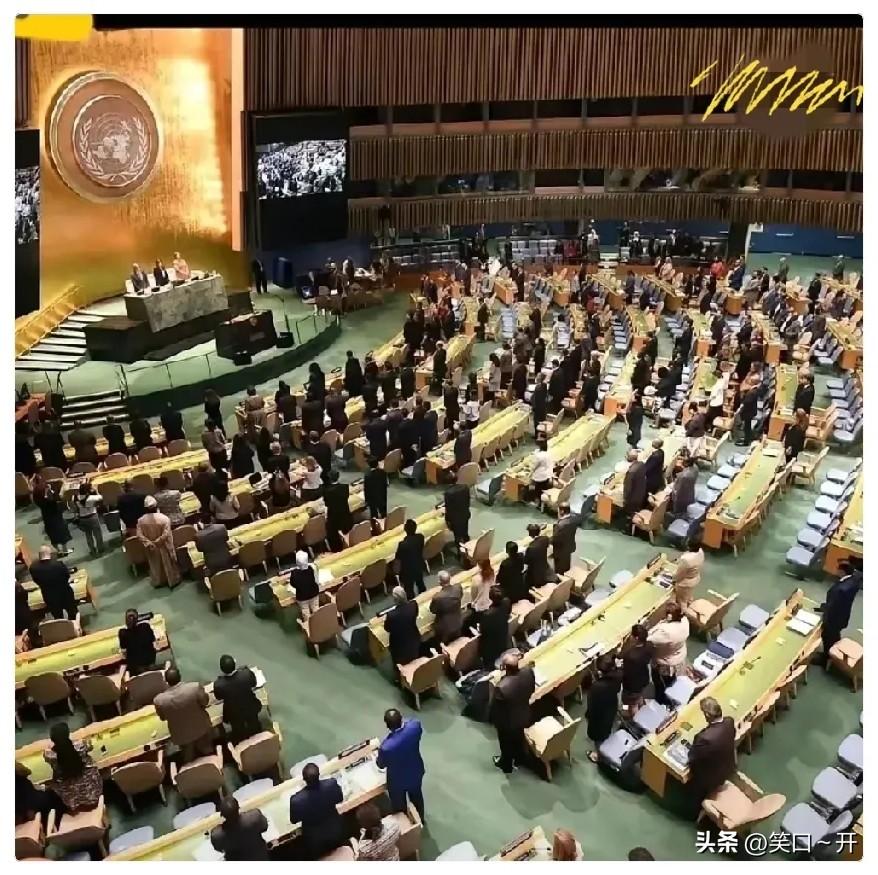 联合国又来要钱了，
这次要钱要的很绝，很干脆，
联合国秘书长古特雷斯发言称：
