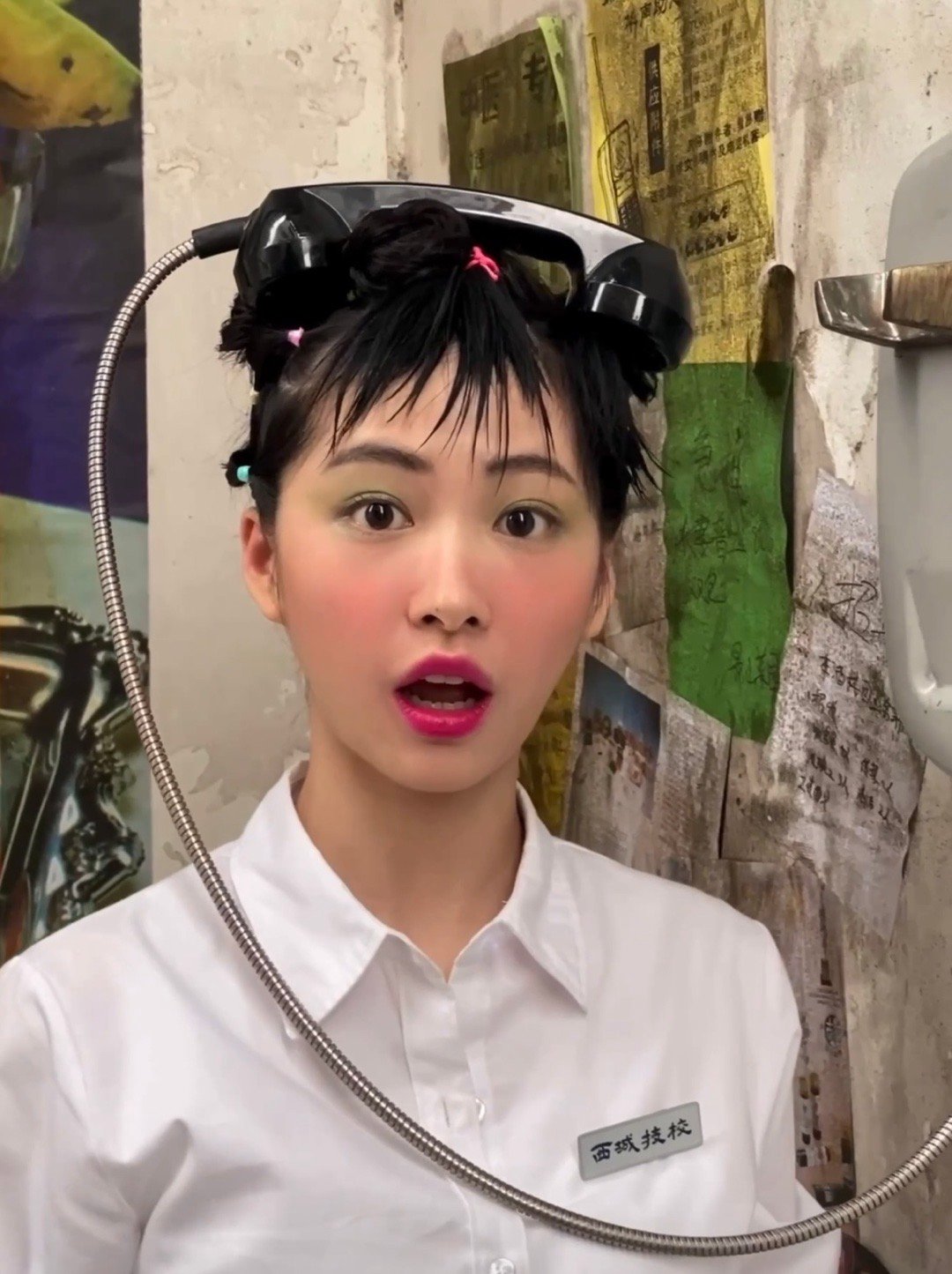 #杨紫杨肸子都化了相亲妆#、#杨紫杨肸子萌妹爆改# 杨紫杨肸子都化了相亲妆，杨紫