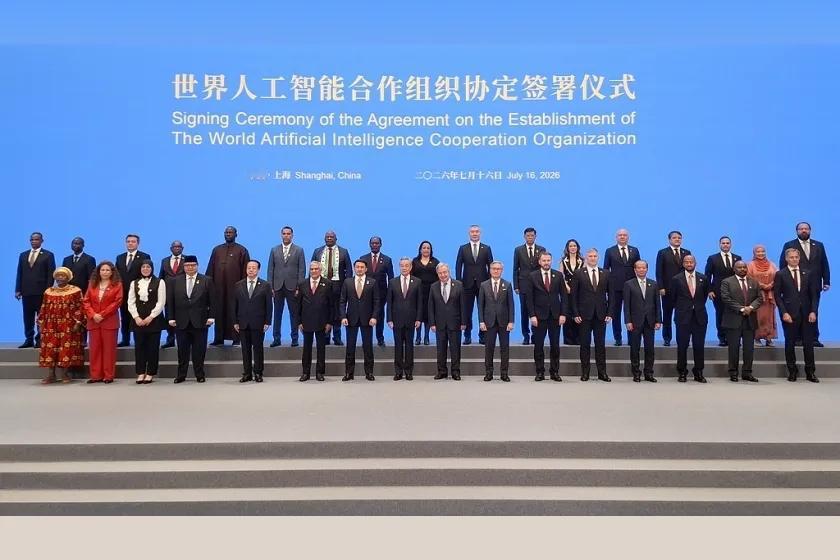 路透社独家：美国将告知合作伙伴必须在与中国的 AI竞赛中选边站队：“鱼和熊掌不可