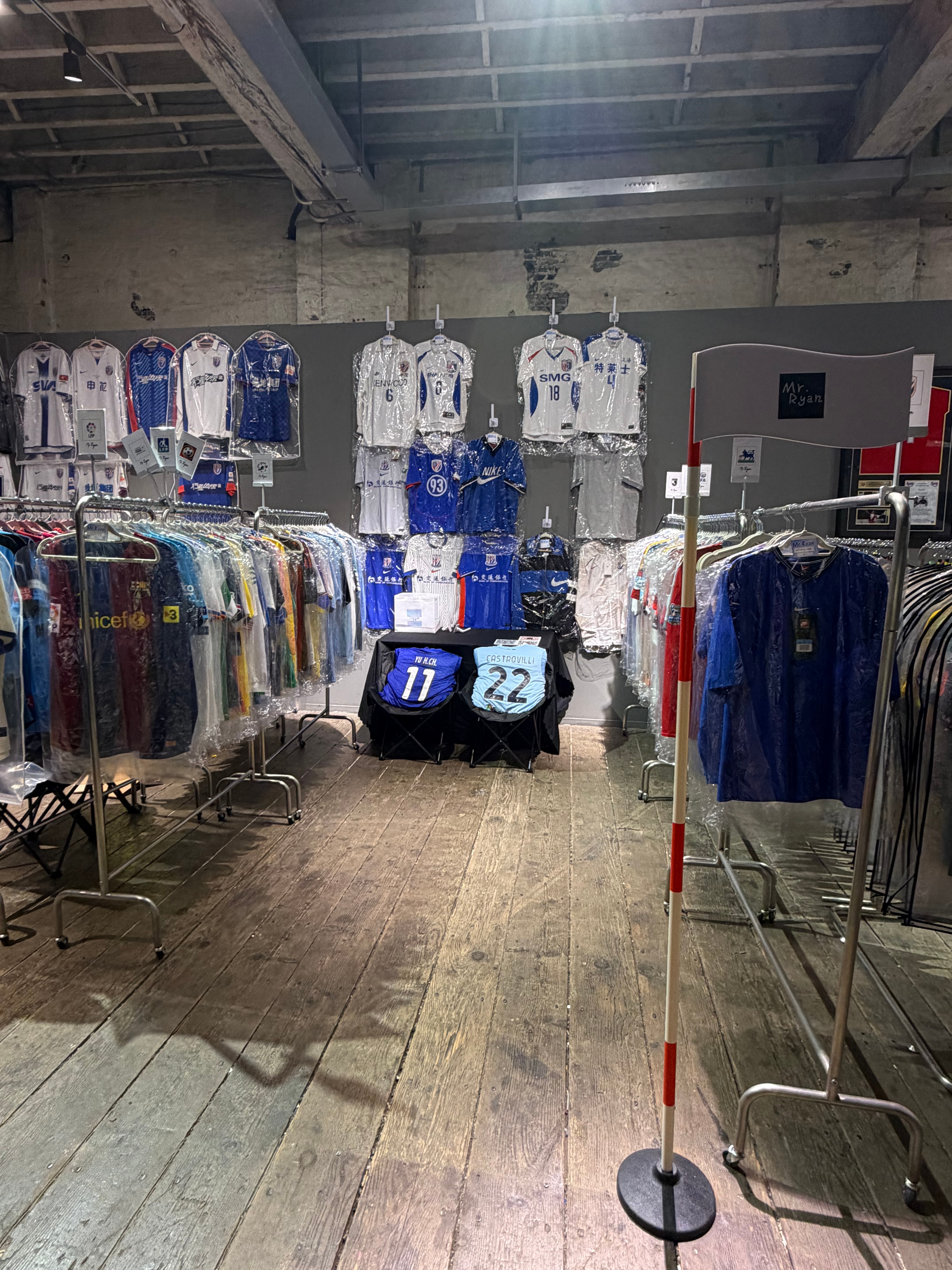 球衣集市准备就绪！时间：4.10-12日12-19点地点：黄浦区南苏州路1247