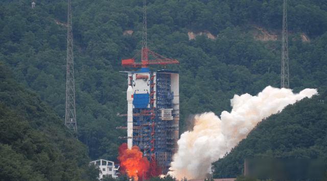 南京理工团队突破，金属氮威力惊人，未来武器真能无污染？

2017年，南京理工大