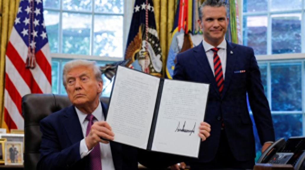 /很多人搞不懂，芬太尼这玩意儿到底为啥把美国折腾得这么疯。说白了，核心就两点：这