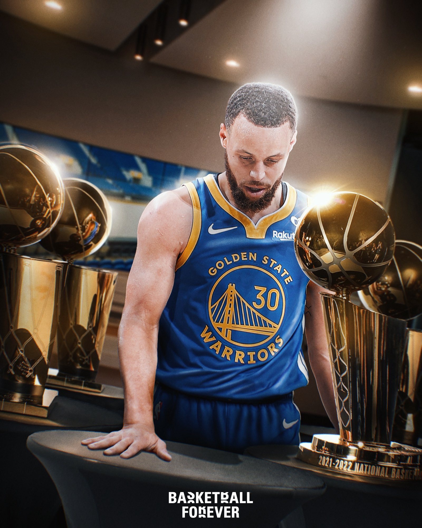 库里表示，第五个总冠军是他进入第 17 个 NBA 赛季的唯一动力：我真心相信我
