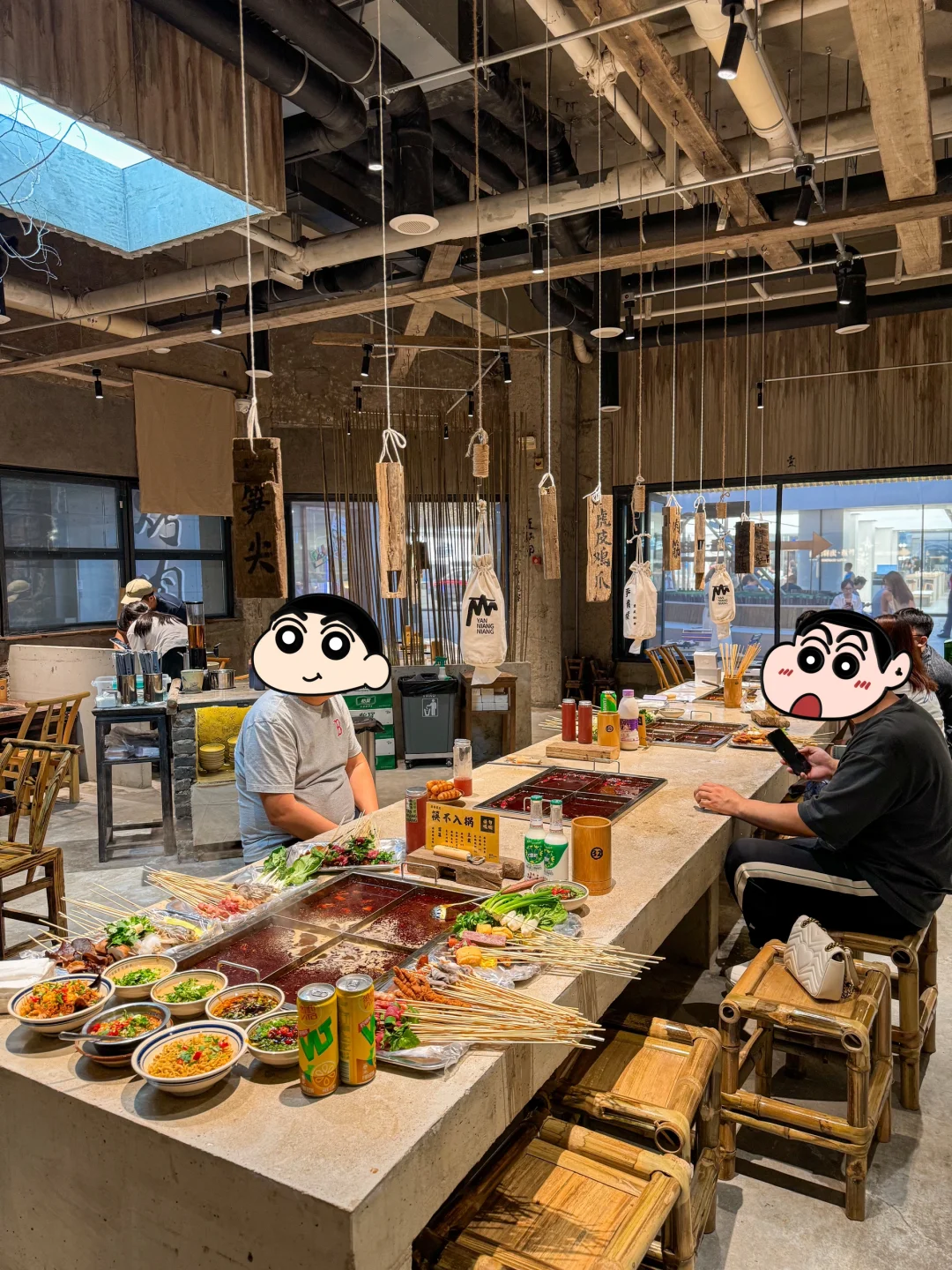 沈阳这家围炉串串也太有烟火气了吧！1r一签