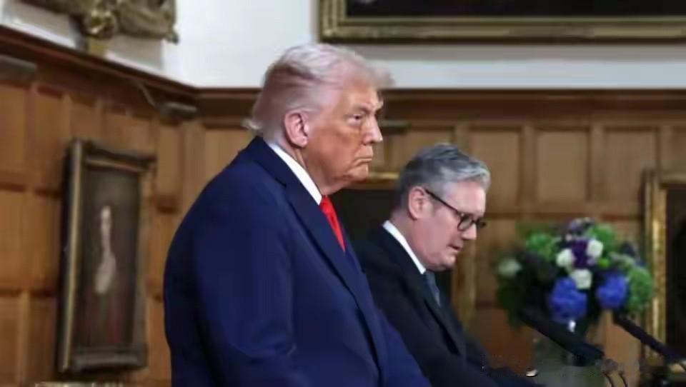 最先放出首相辞职消息的不是英国内阁，而是特朗普。6月21日他在社交平台发文，直言