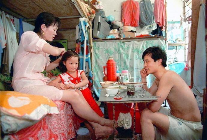 1998 深圳，一家人，这生活什么水平 ​​​
