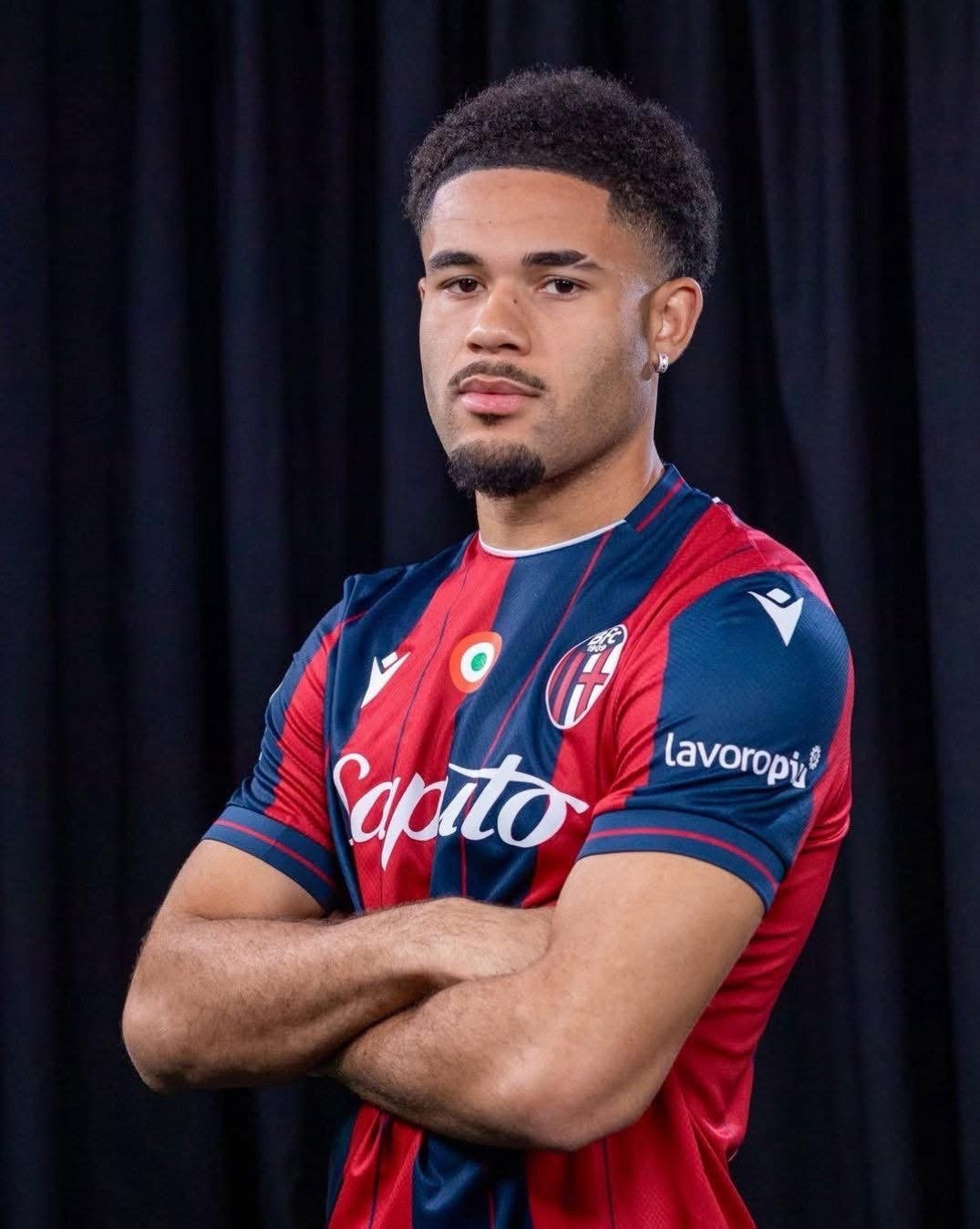 博洛尼亞官方宣布，從費倫天拿以有 1200 萬買斷條款嘅借用方式引入24歲瑞士中