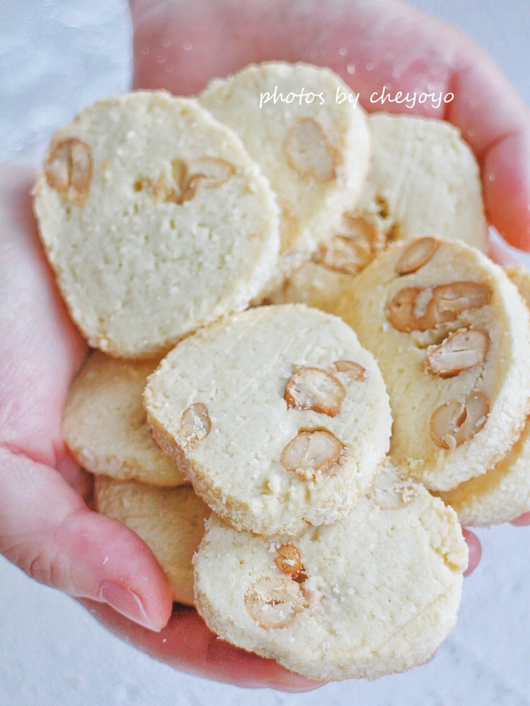 酥掉渣！全家吃得停不下💥椰香腰果饼干