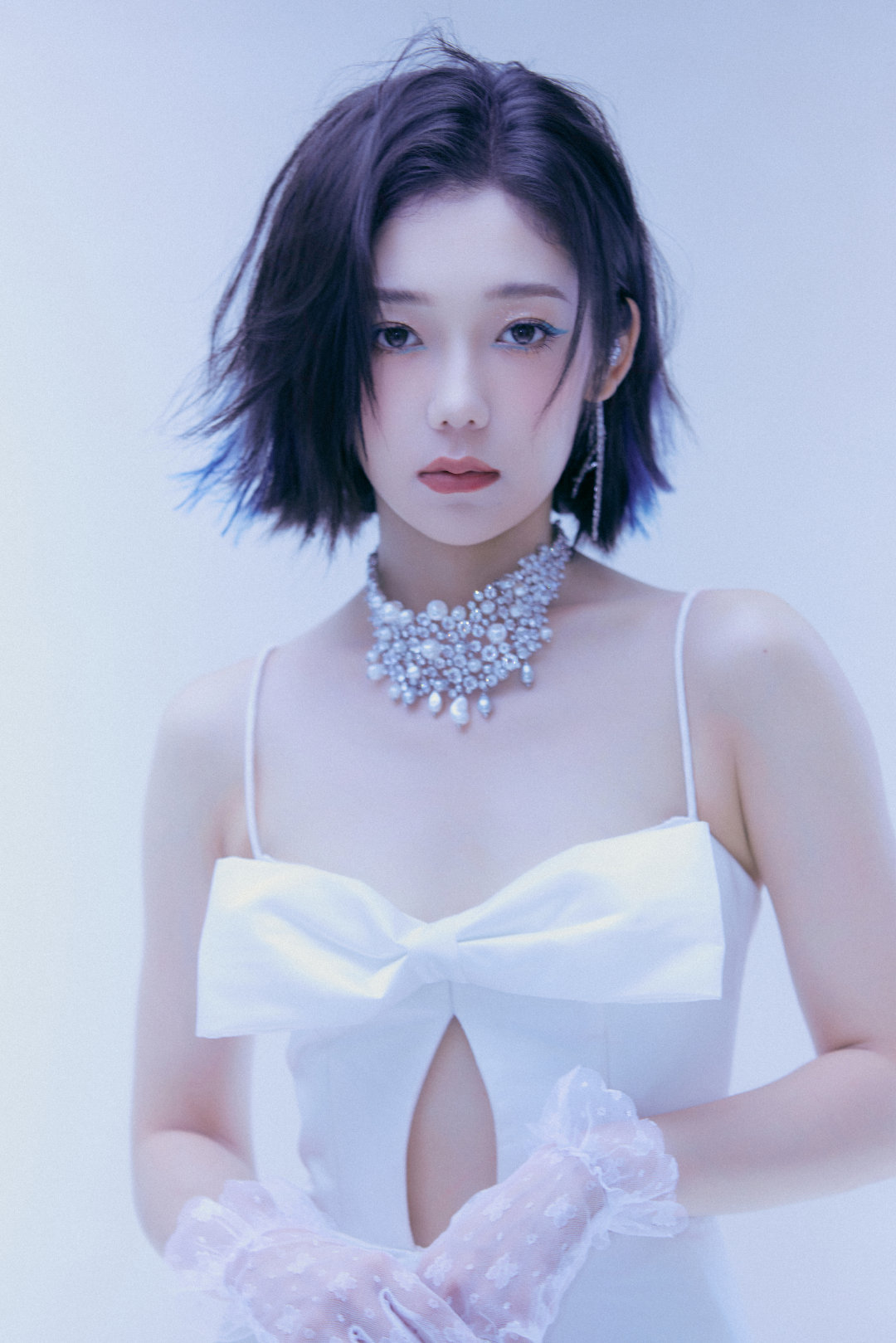 为希林娜依高镜像森林演唱会 疯狂打call！希林娜依高的唱功没话说，每首歌都演绎