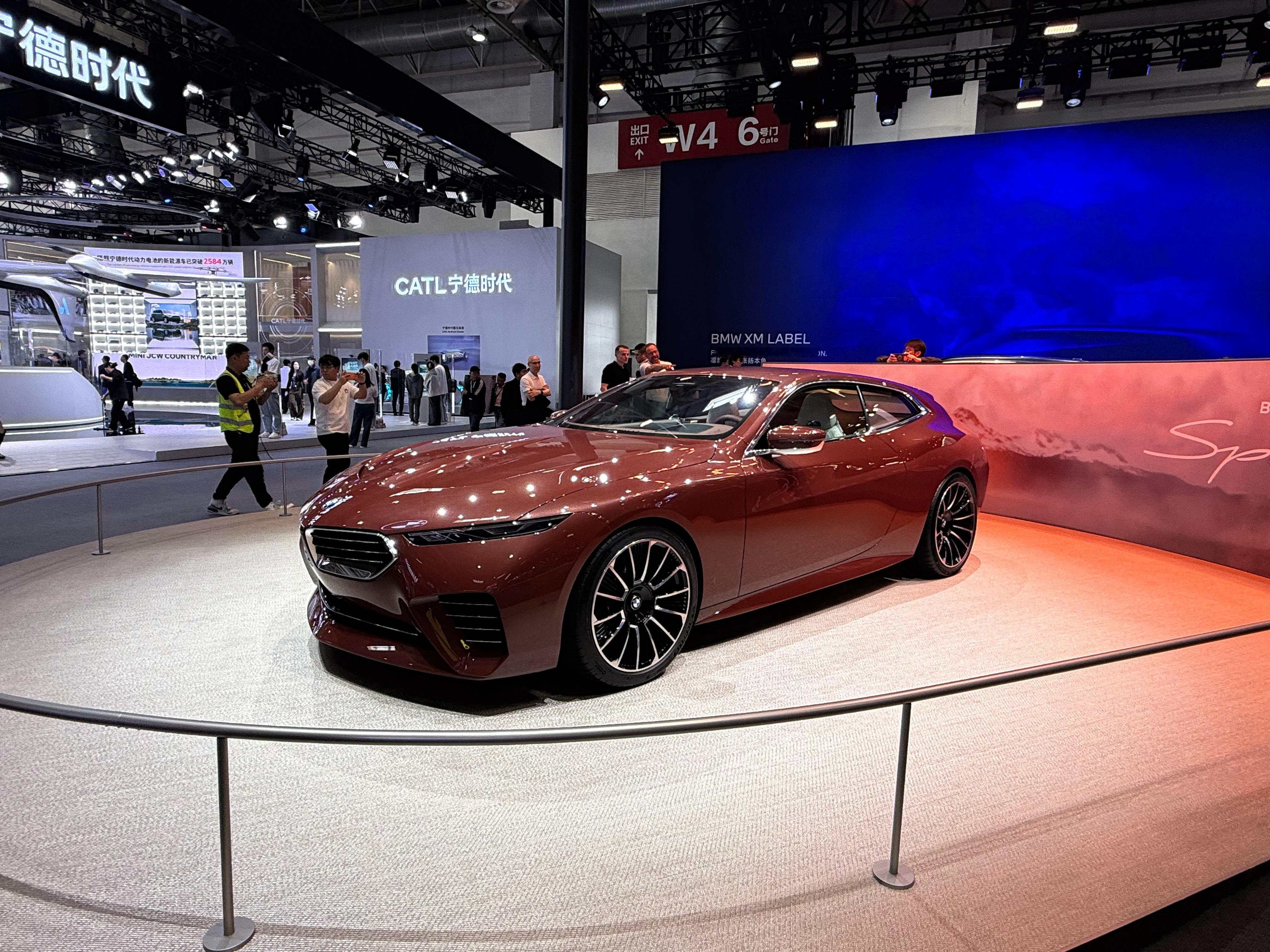 宝马SpeedTop太雅了！很有贵气这车算是宝马SkyTop+Z4Touring