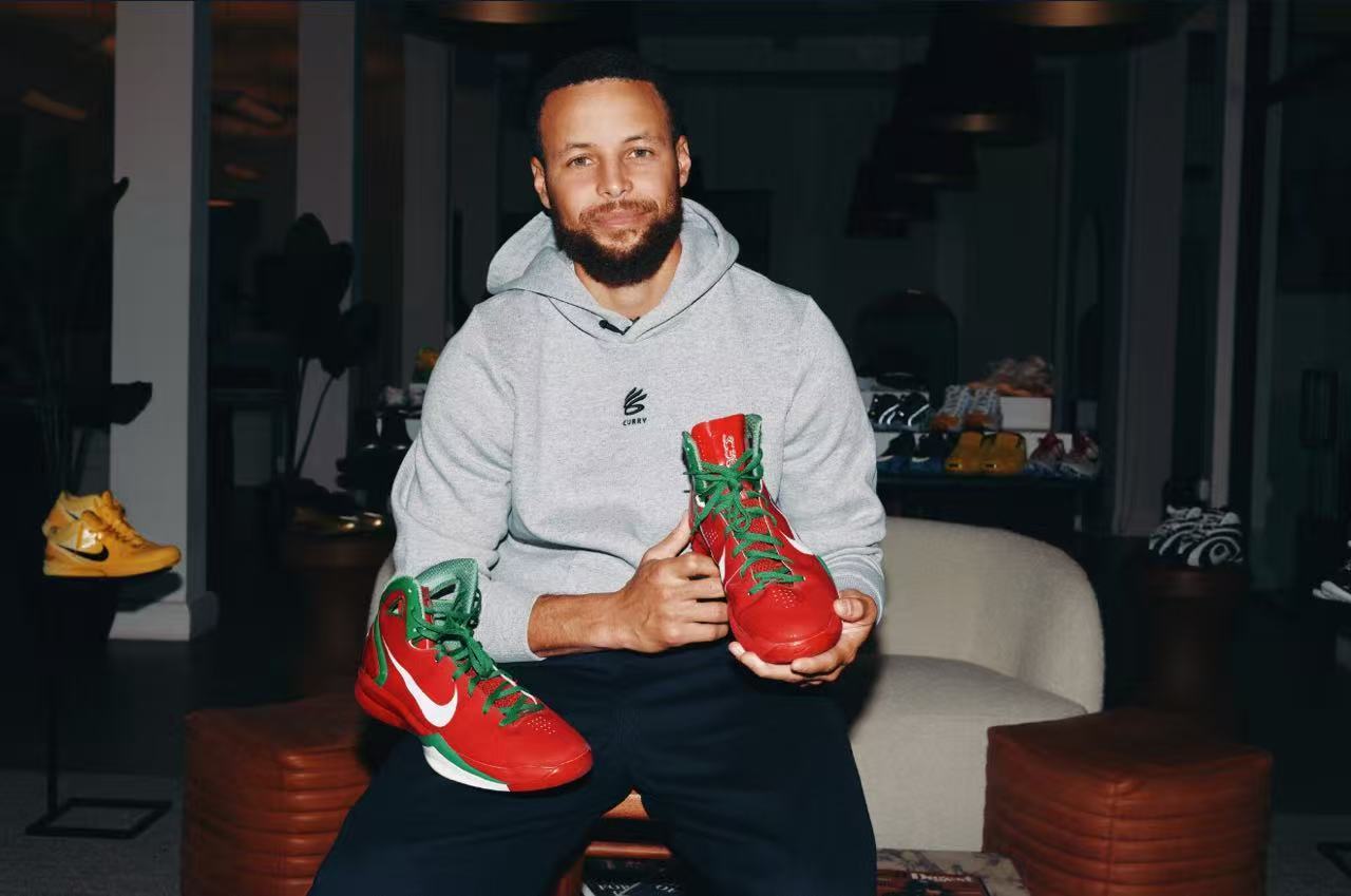 库里将在Sothebys上拍卖他成为球鞋自由球员后的收藏及亲穿“库里球鞋自由球员
