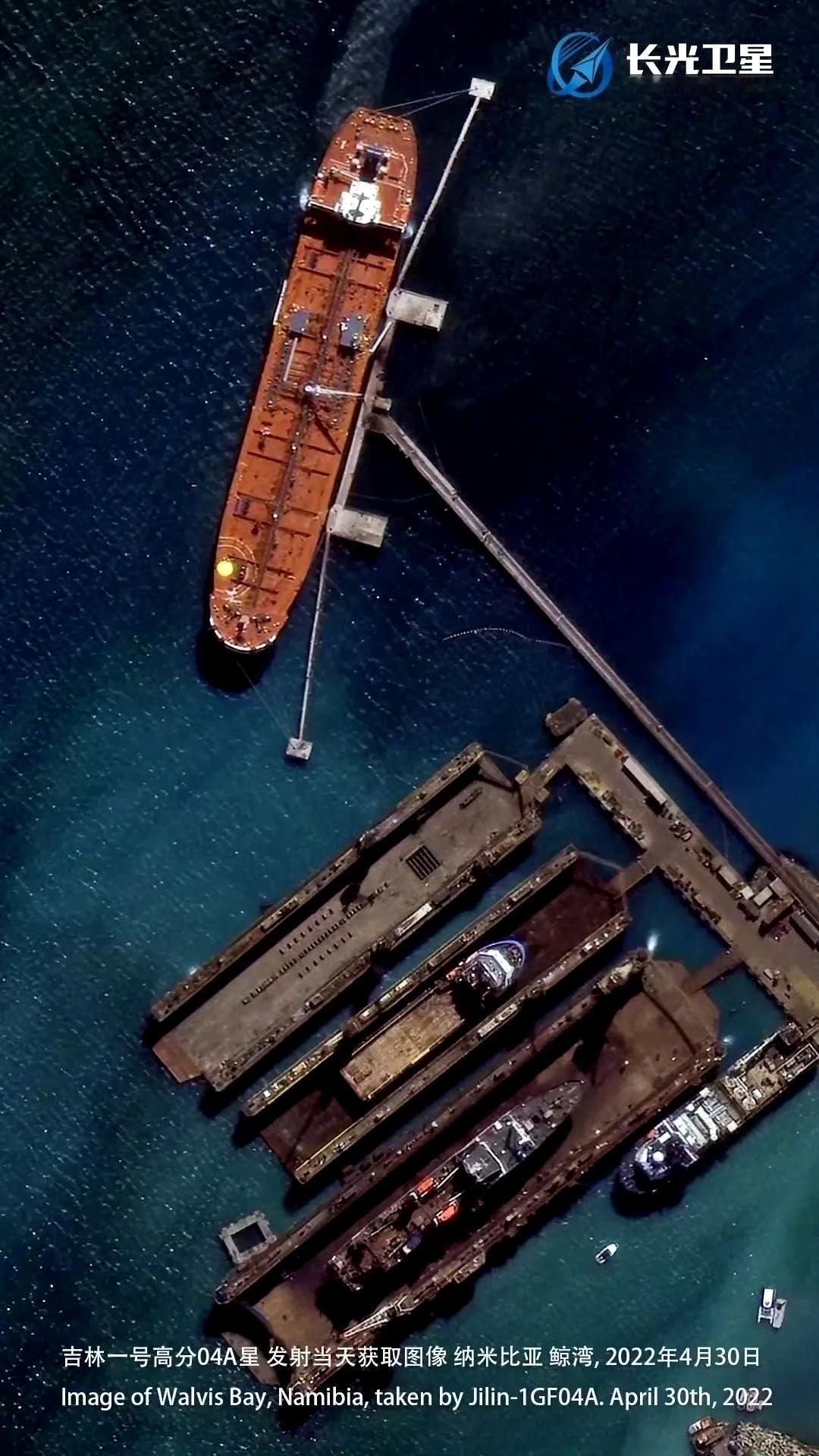 认识一下，这是世界第一“快反”卫星，星重92公斤，分辨率0.5米，可实时跟踪美国