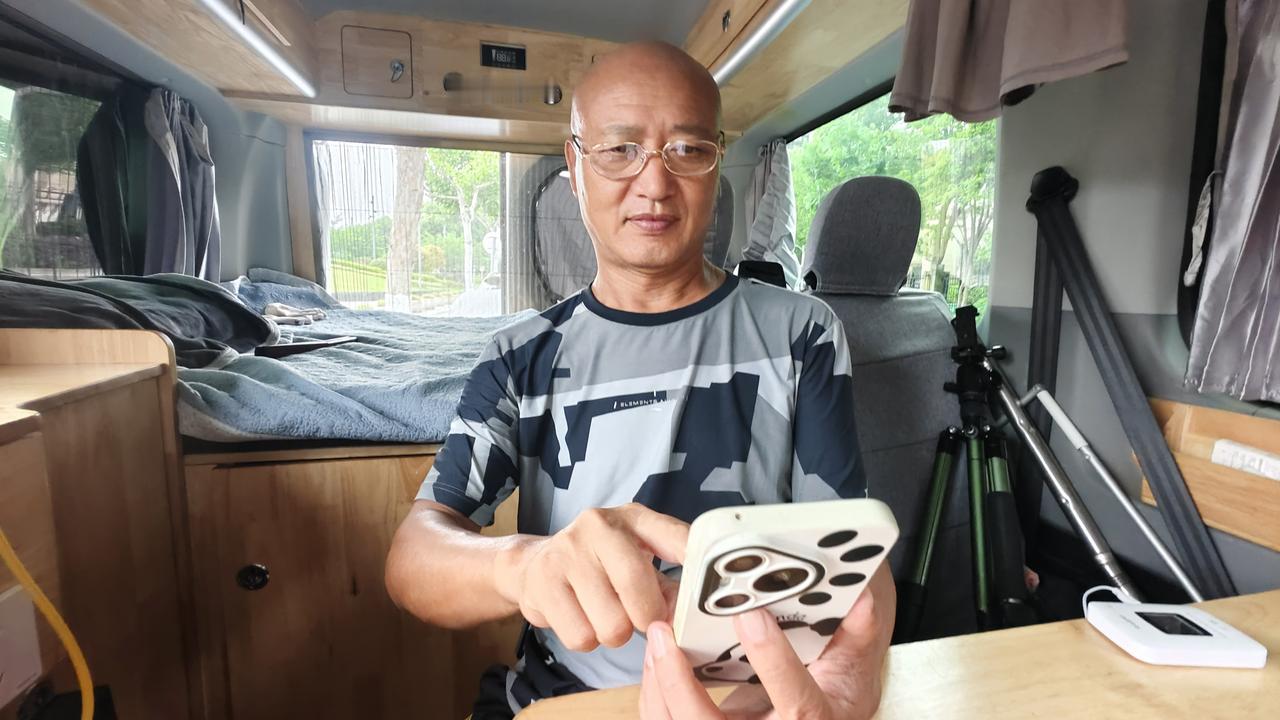 终于混到得戴老花镜的年龄了，手机地图上的小字实在看不清啊！没办法，今天从鲁迅故居