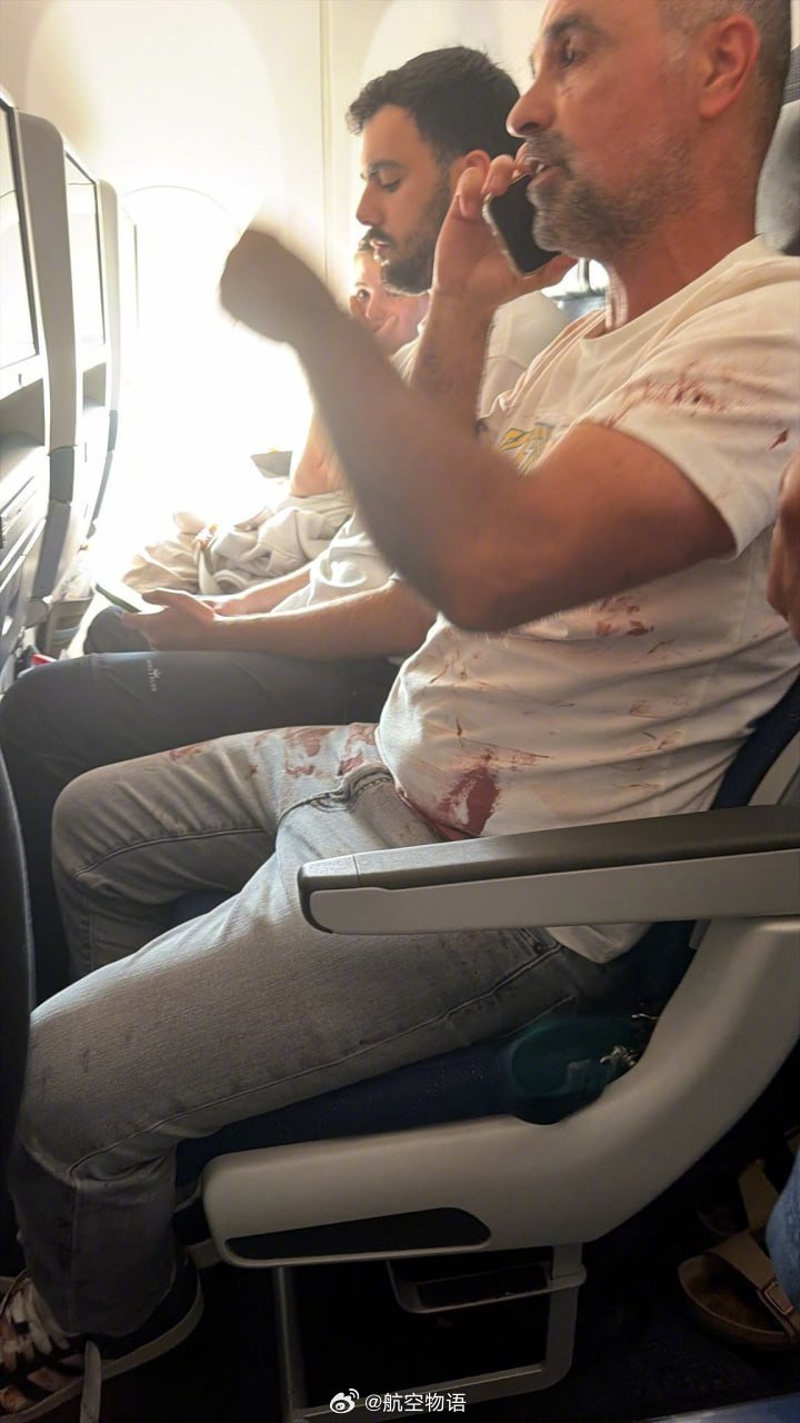 【劫机？驾驶舱斗殴？迪拜航空航班沙特上空弄啥嘞？】今天，迪拜航空一架737 MA