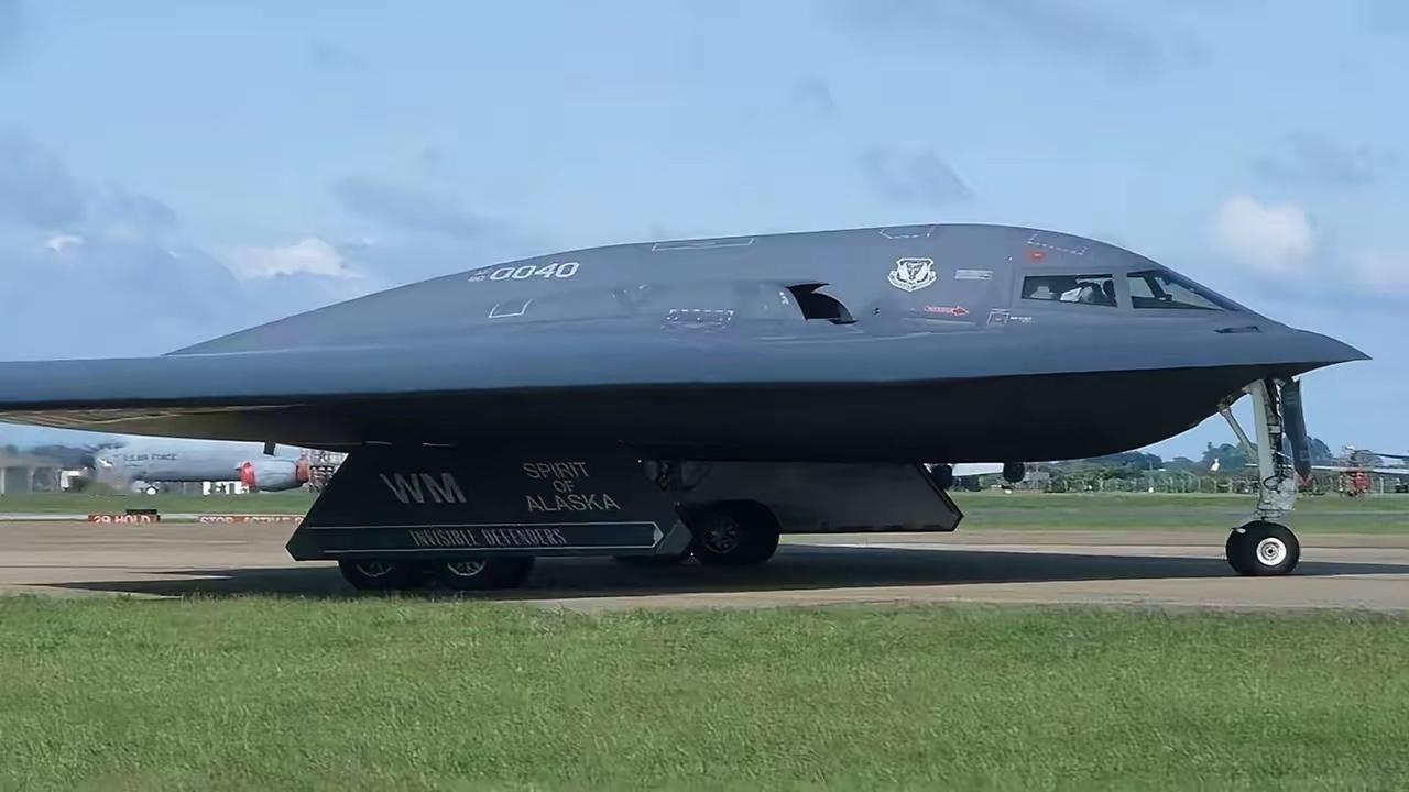 伊朗的强硬，让美国很是为难，眼下已经到了骑虎难下的地步了！

美国现在是打也不是