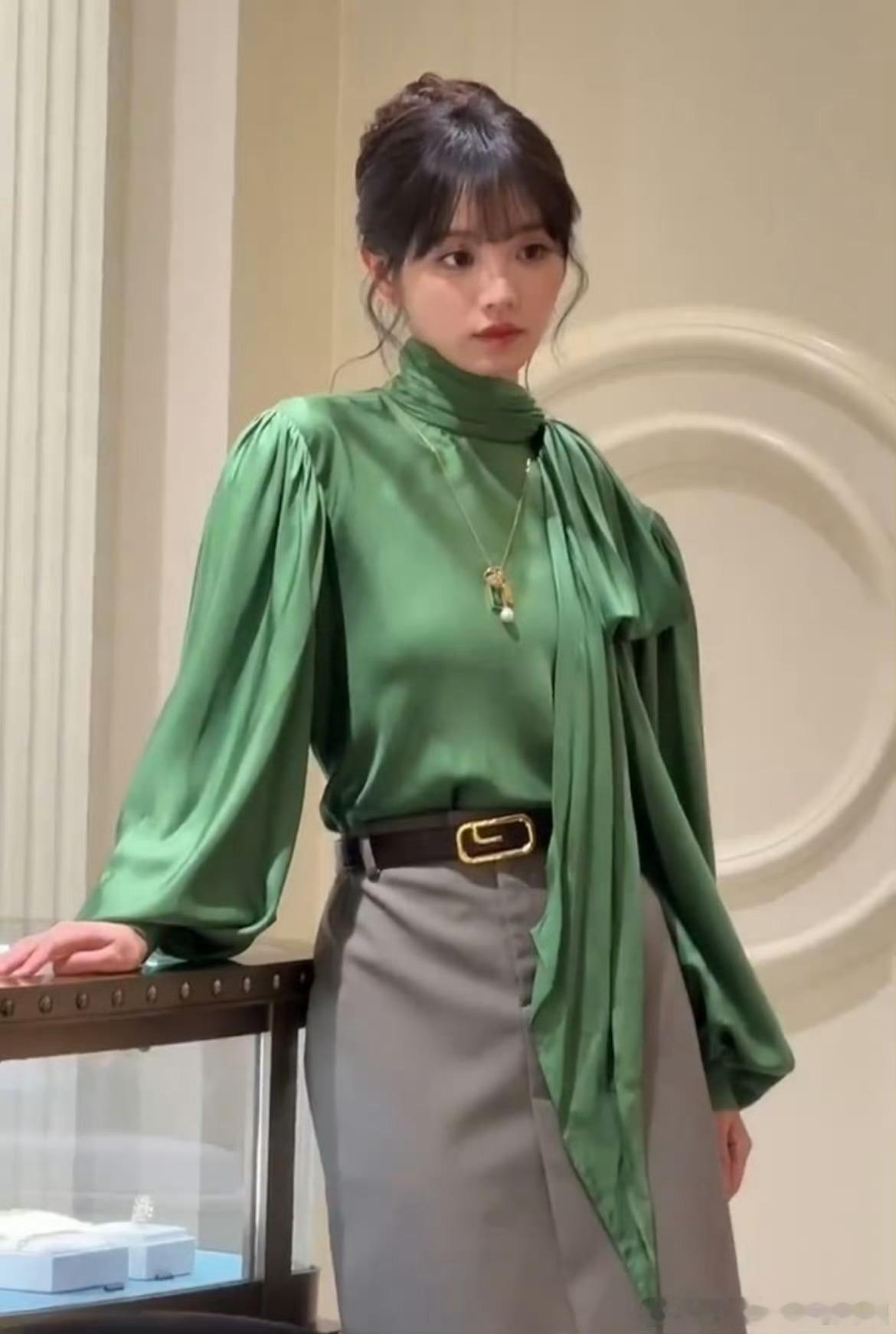 张凌赫田曦薇活动状态，不错不错，