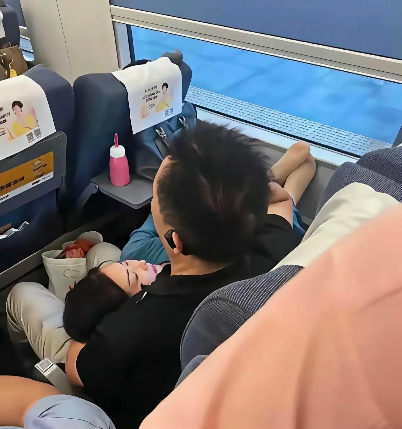 是不是真夫妻，一眼就看出来了