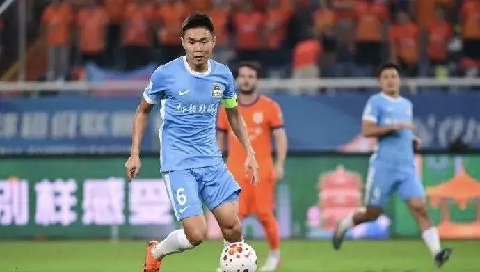 河南队是支很奇怪的球队，但凡河南队主动进攻，控球率占优，总是因为各种原因比如前锋