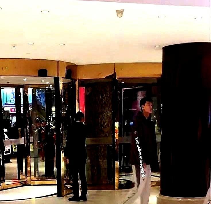 辽宁队那个新外援亨特，上午还自己练得满头大汗，下午三点，全队集结，他蒸发了。
