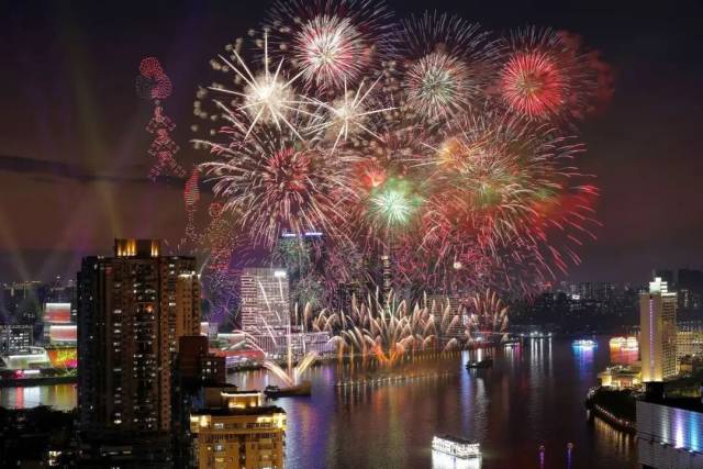 【睇烟花啦！#2026广州春节烟花秀预约即将开启#，春节活动攻略请收好】#202