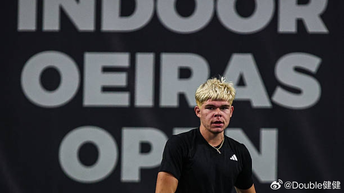 【德国新星：不喜欢草地 草地是给高尔夫球手的 不是给网球选手的】2008年出生的