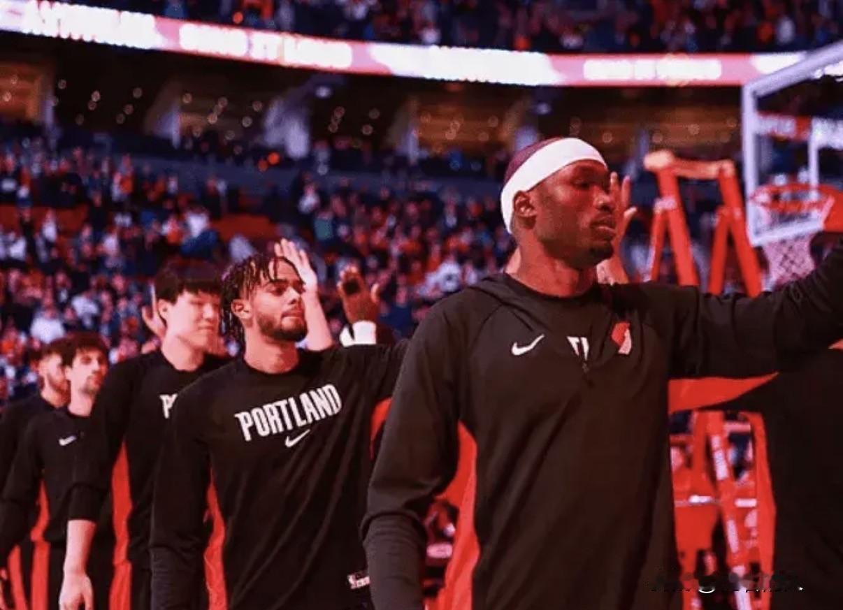 杨瀚森老大哥里斯去到老鹰，科雷伊奇来开拓者




开拓者和老鹰达成交易，科雷伊