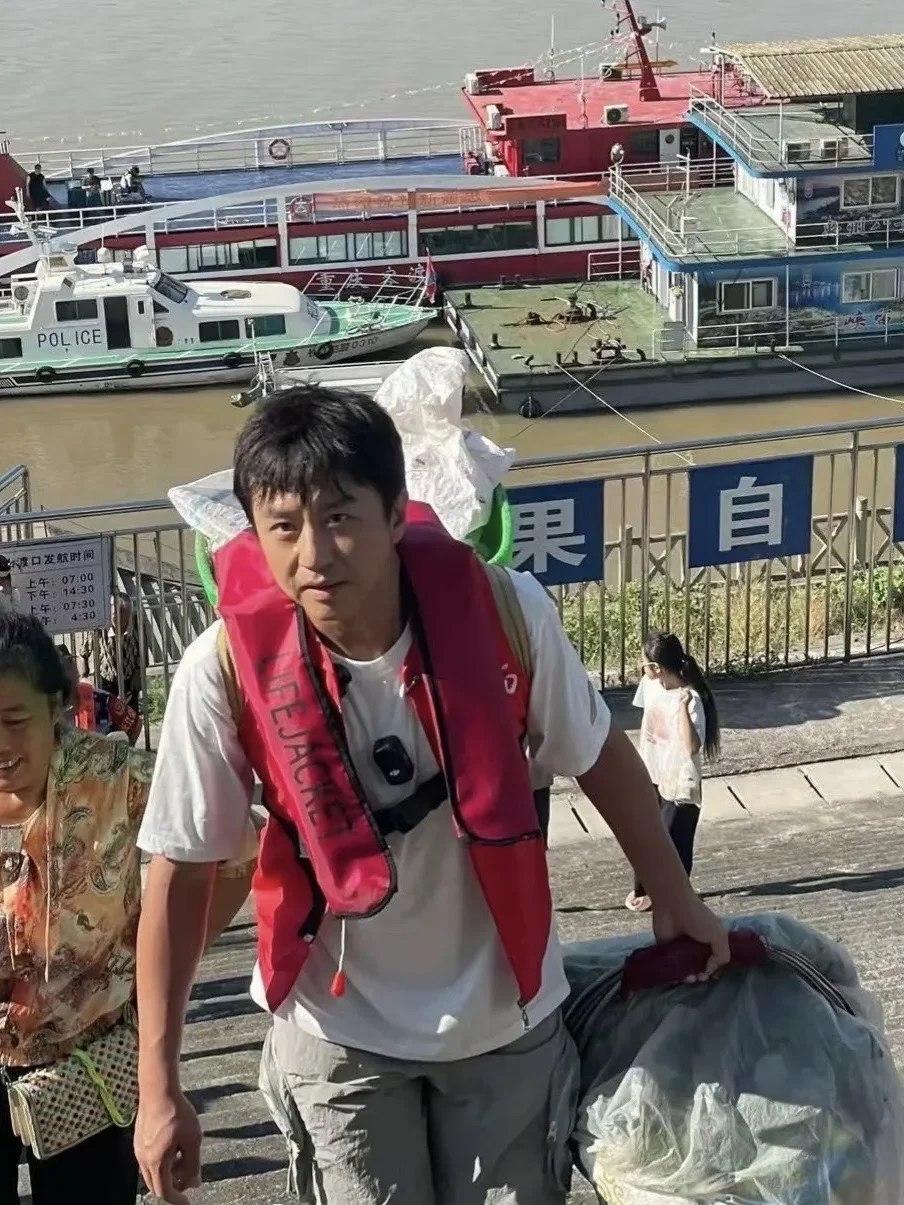 以为邓超只会搞笑，没想到偶遇他会……