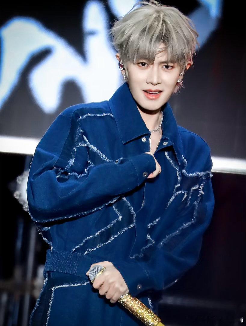 终于等到任嘉伦音乐节任嘉伦的个人单曲和ost的收.藏！如一（周生如故），荣耀（大