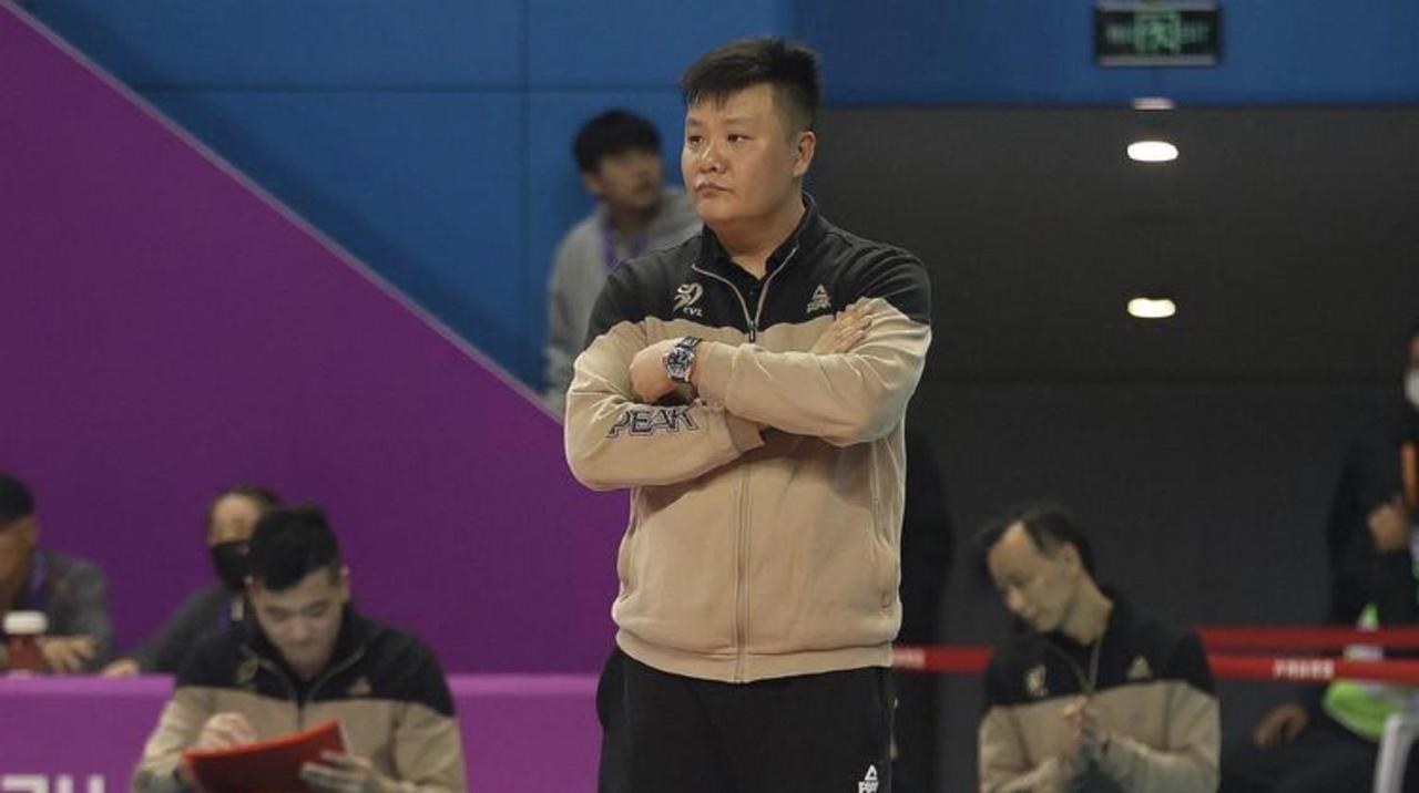 天津女排会不会邀请王之腾出山出任主帅呢？本赛季天津女排遭遇到前所未有的挑战！少了