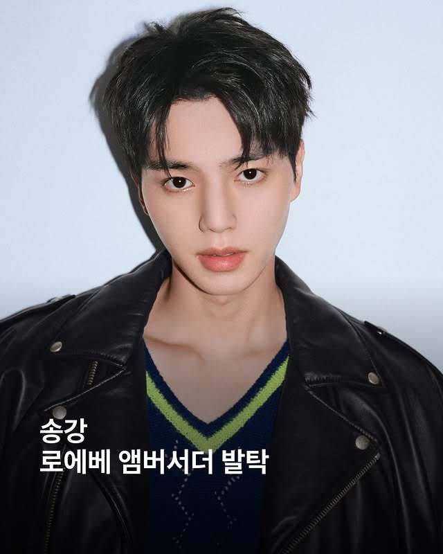 你有沒有猜到宋江和LOEWE在Esquire 12月会面的原因？👀宋江担任LO