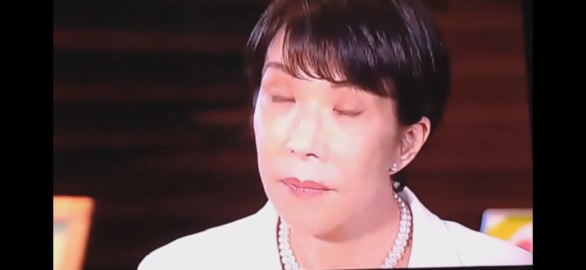 日本媒体给高市早苗的外号还真贴切：厚颜无耻，卑劣选举期间雇佣了大量水军，制作了一