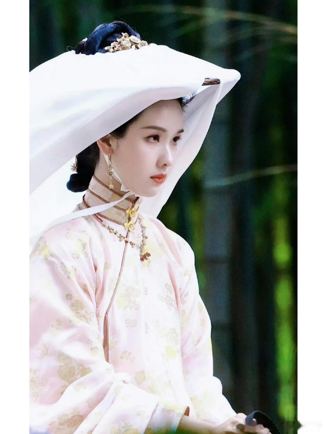 #贵女主演都活不过三集#《贵女》本女，陈都灵第一个一番大女主剧，狠狠期待住了。无