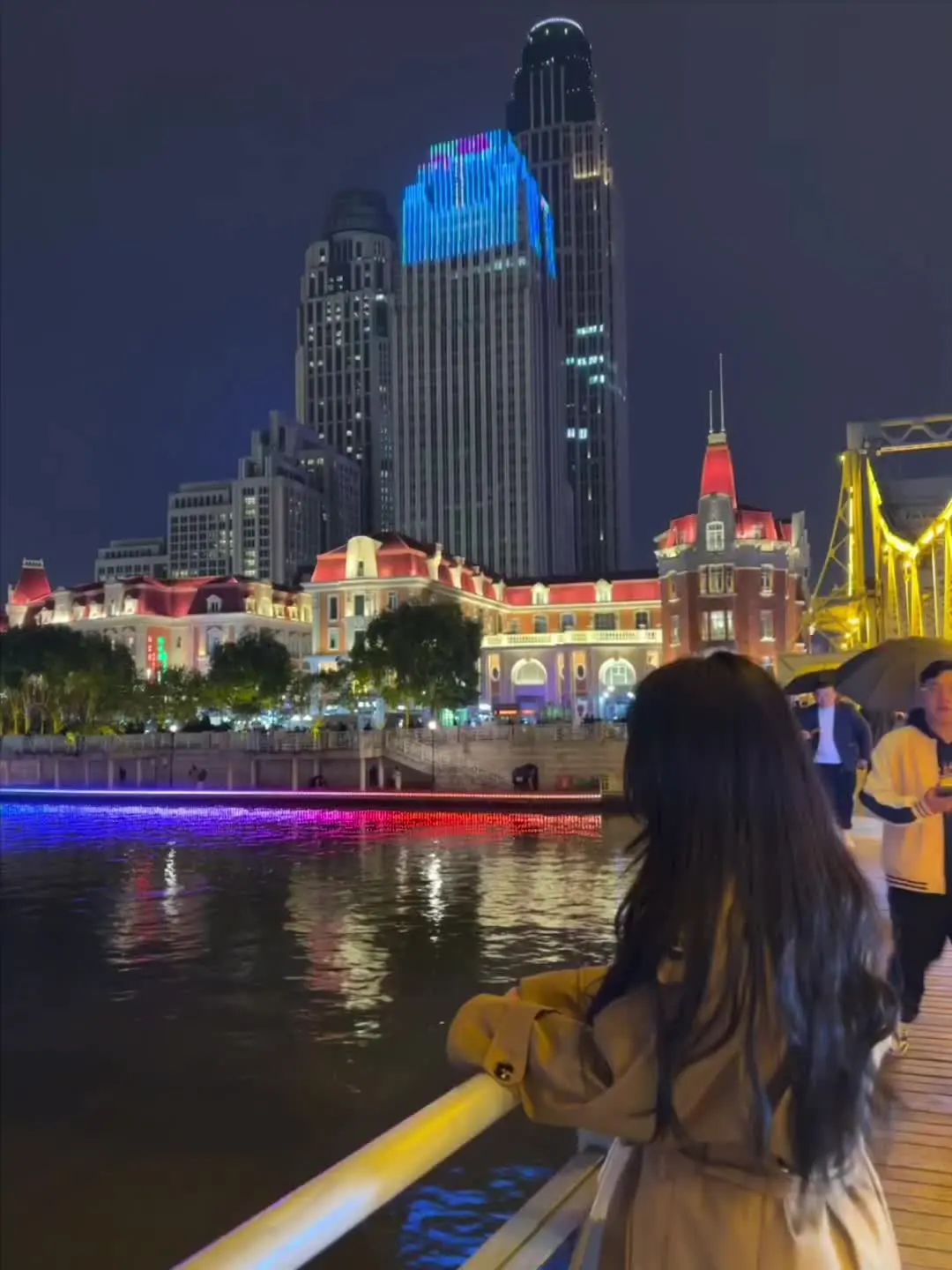 有时间一起吹吹晚风吧.