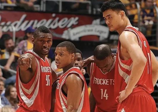 随着洛瑞退役，与姚明做过队友的所有NBA球员均已离开联盟
07月08日讯，今日，