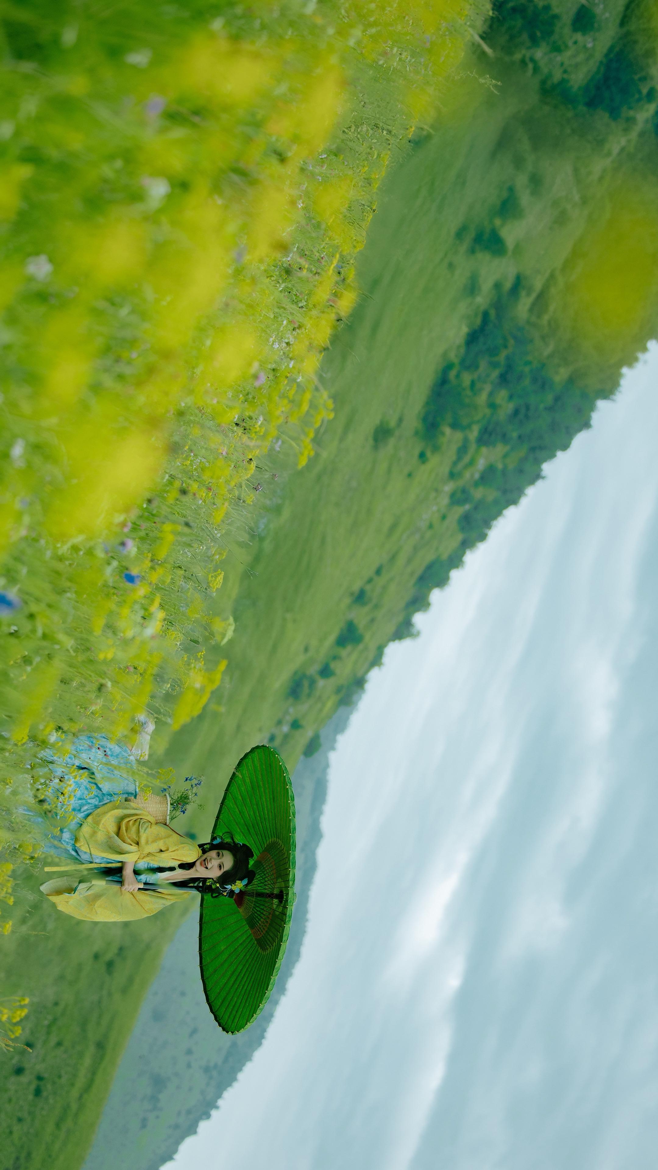 师父，小师妹又偷跑出去玩啦！