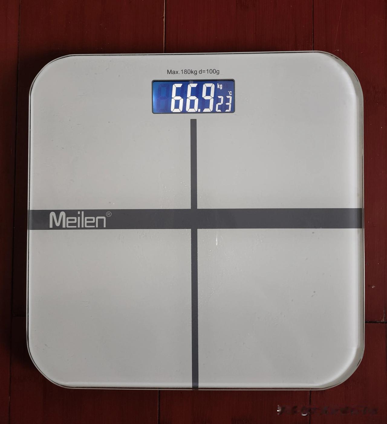 备战鲅马，训练、减重，我们是认真的！[呲牙]
（两周前70.2kg，2024.3
