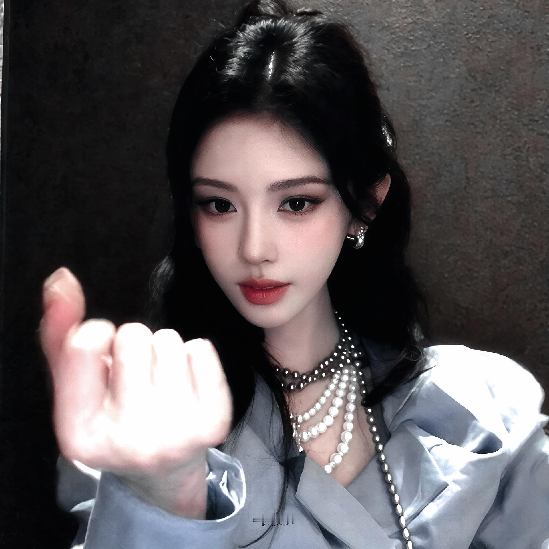 還是那麼天真嗎鞠婧祎shyel摇 ​​​