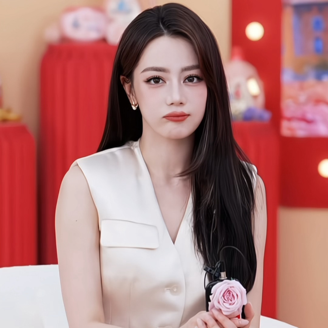 这个砥砺惹巴好萌啊😙 