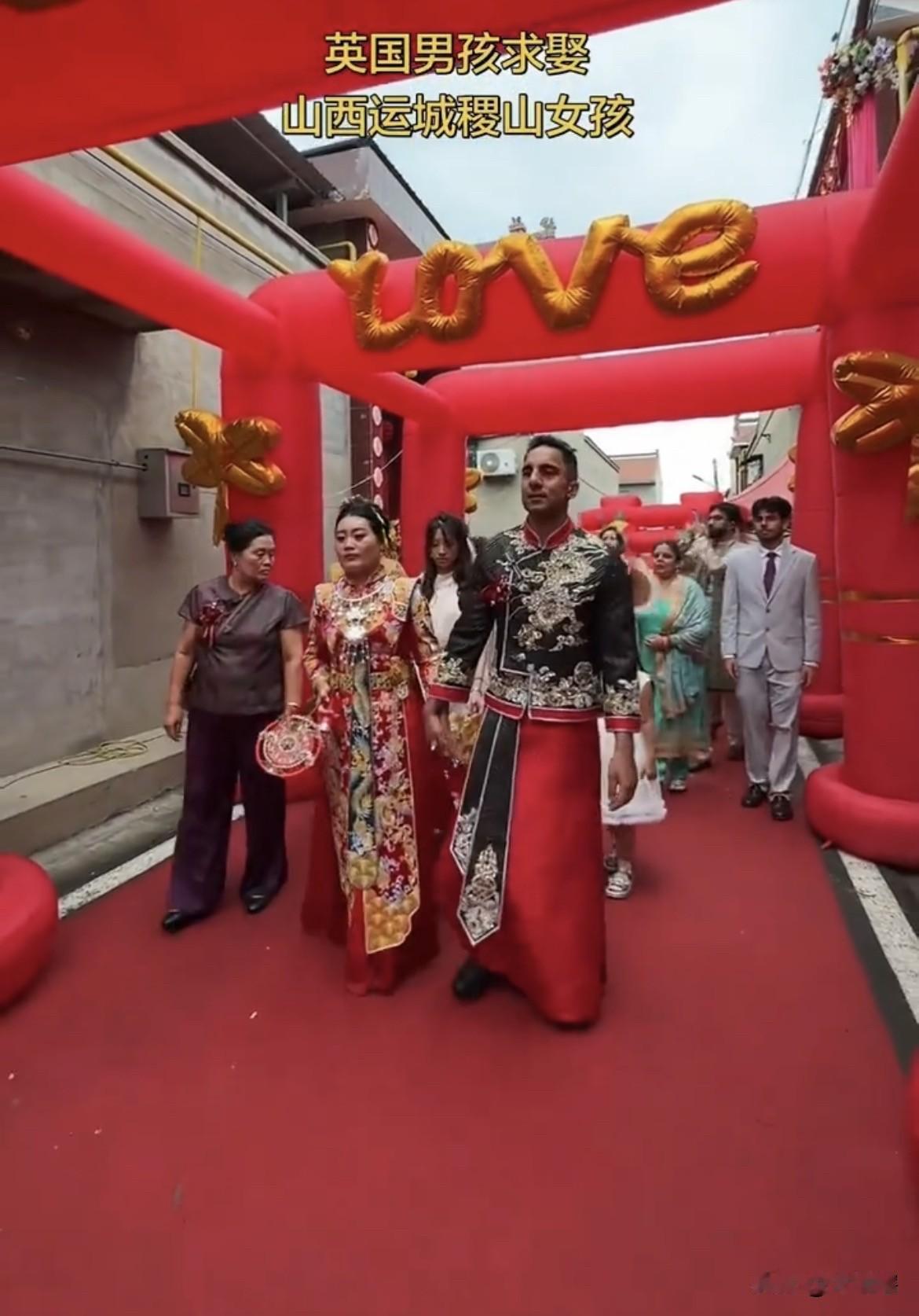 这么好的丈母娘去哪里找！
在某地，有一家庭女儿出嫁时父母并未收取任何彩礼，而且还