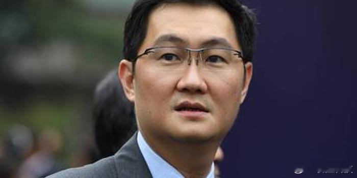 【马化腾回应腾讯AI落后，马化腾称AI的船腾讯现在还坐不下去】每经香港5月13日