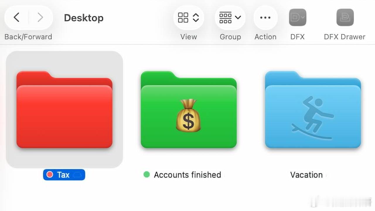 长期以来，用户一直可以在访达中自定义Mac文件夹外观，但操作繁琐、隐蔽难懂。而在